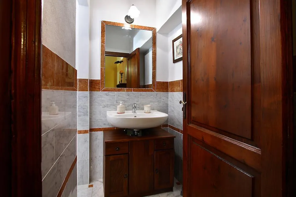 Apartamento Aleri Florencia 0*,  Italia